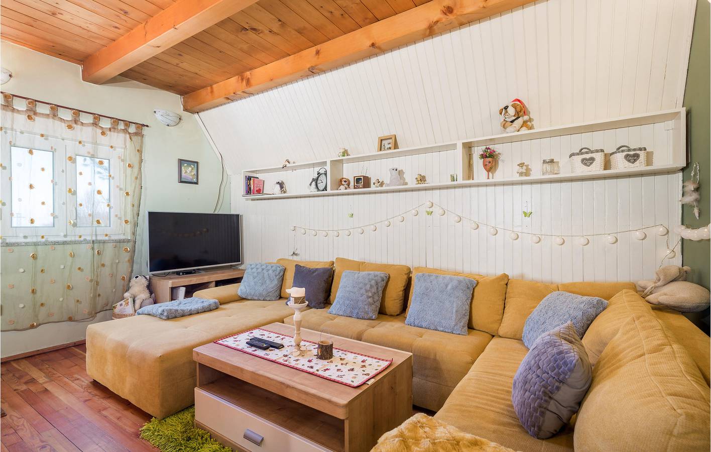Holiday home for 6 people with terrace in Mrkopalj, Primorje-Gorski Kotar