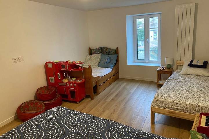 Location de vacances pour 9 personnes, avec jardin, animaux acceptés à Dompierre-sur-Mer - 3