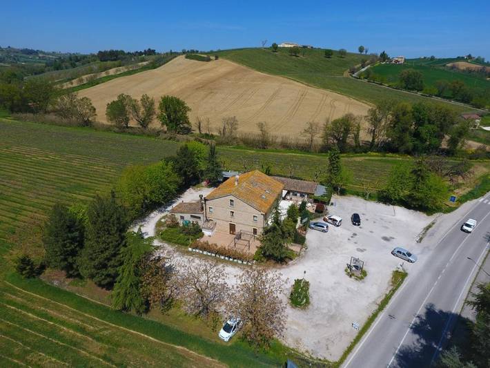 Hôtel pour 2 personnes, avec jardin, animaux acceptés à Corinaldo - 3