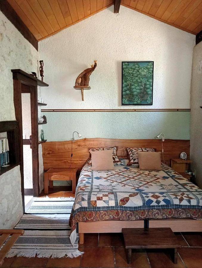 Location de vacances pour 2 personnes, avec Terrasse ainsi que Jardin et Vue à Belmontet