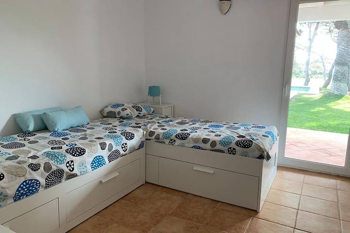 Finca für 8 Personen in Es Castell - 3