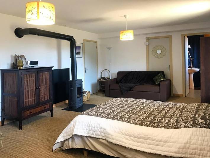 Gîte pour 2 personnes, avec vue ainsi que terrasse et jardin à Chaux-des-Crotenay - 2