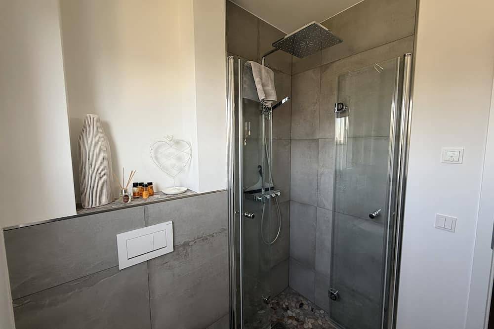 Ganze Wohnung, Moderne Ferienwohnung über 2 Etagen in ruhiger Umgebung in Bissendorf, Wiehengebirge