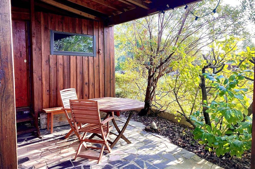 Cabin 5 minutes from the ocean! in Le Porge, Médoc Regional Natural Park