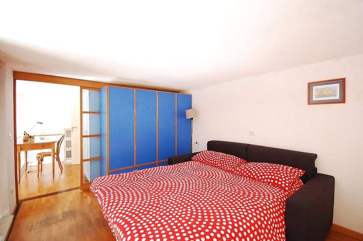 Ganze Wohnung, Casa Borgo Marinari: sonnige und moderne Wohnung am Fuße des Castel dell'Ovo in Neapel, Neapel Provinz