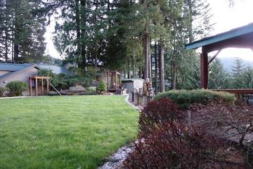 Lodge for 10 Guests in Mount Hood Village, Mount Hood, Picture 4