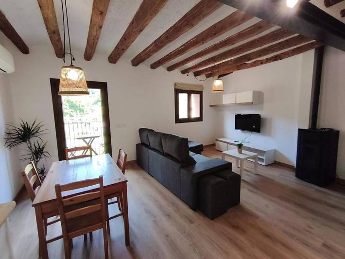 Gîte pour 4 personnes, avec balcon et vue, animaux acceptés à La Pobla de Lillet - 3