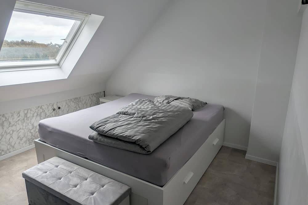 Ganze Wohnung, Zentrale Unterkunft mit Stil in Remscheid, Bergisches Land