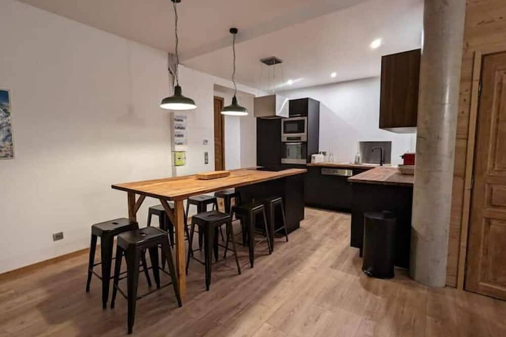 Entire apartment, Nouveau. Grand Appartement Lumineux Avec vue ! in Abondance, Les Portes du Soleil