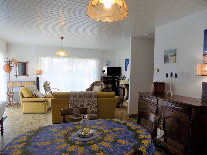 Location de vacances pour 6 personnes, avec terrasse et jardin dans La Palmyre - 2