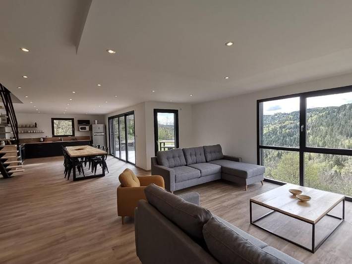 Location de vacances pour 11 personnes, avec jardin et vue, animaux acceptés à Arlempdes - 4