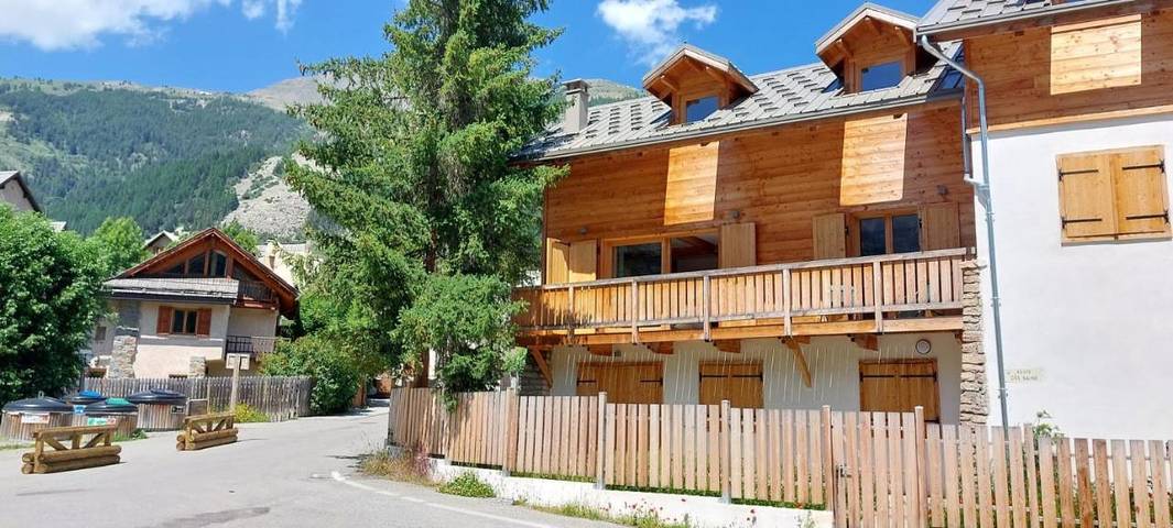 Apartamento de vacaciones para 6 personas, con balcón además de vistas y piscina - 1