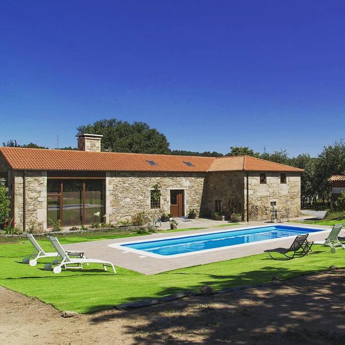 Chalet para 12 personas, con jardín además de piscina y vistas en Provincia de Pontevedra - 4