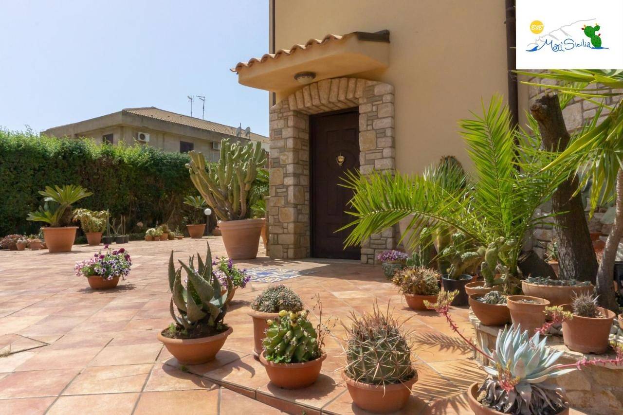Marìsicilia in Punta Grande (Sicily), Porto Empedocle