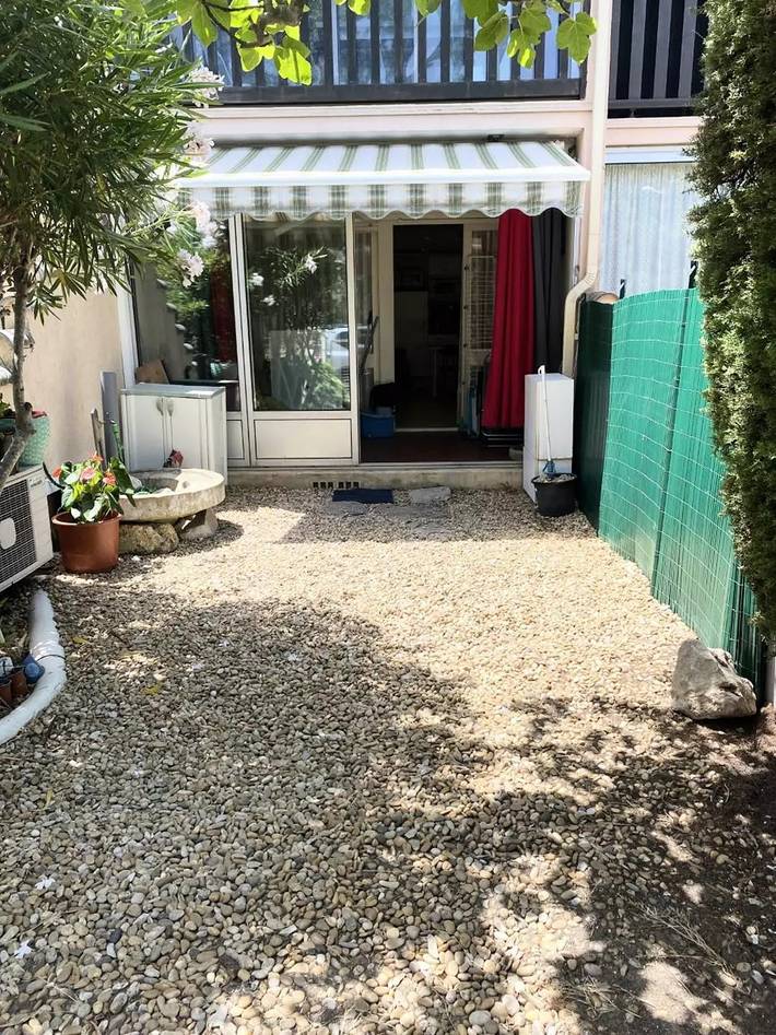 Studio pour 4 personnes, avec jardin en Camargue