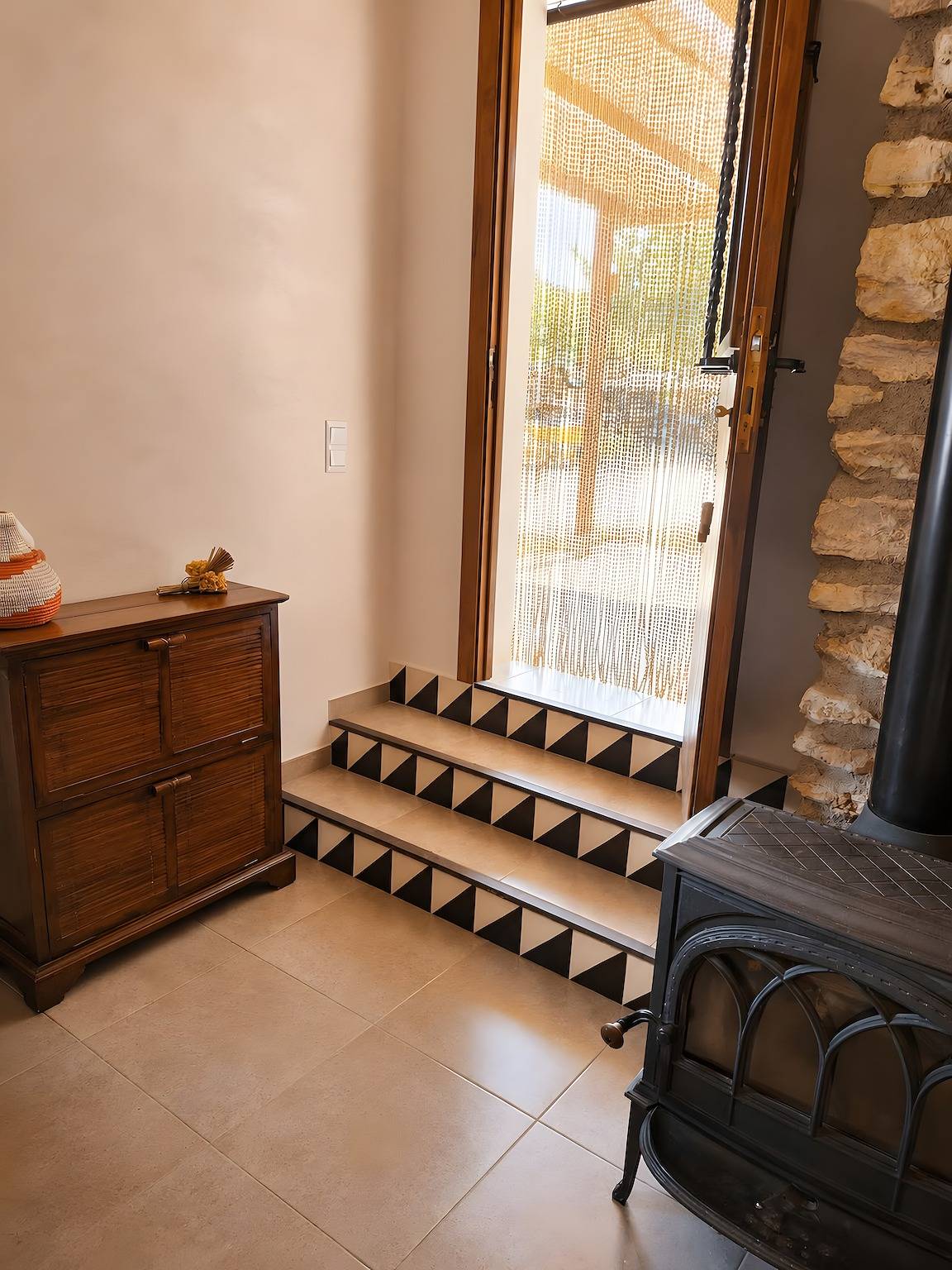 Landhaus „Apartamento Curto“ mit Bergblick, Gemeinschaftspool und Wlan in el Perelló, Terres de l'Ebre