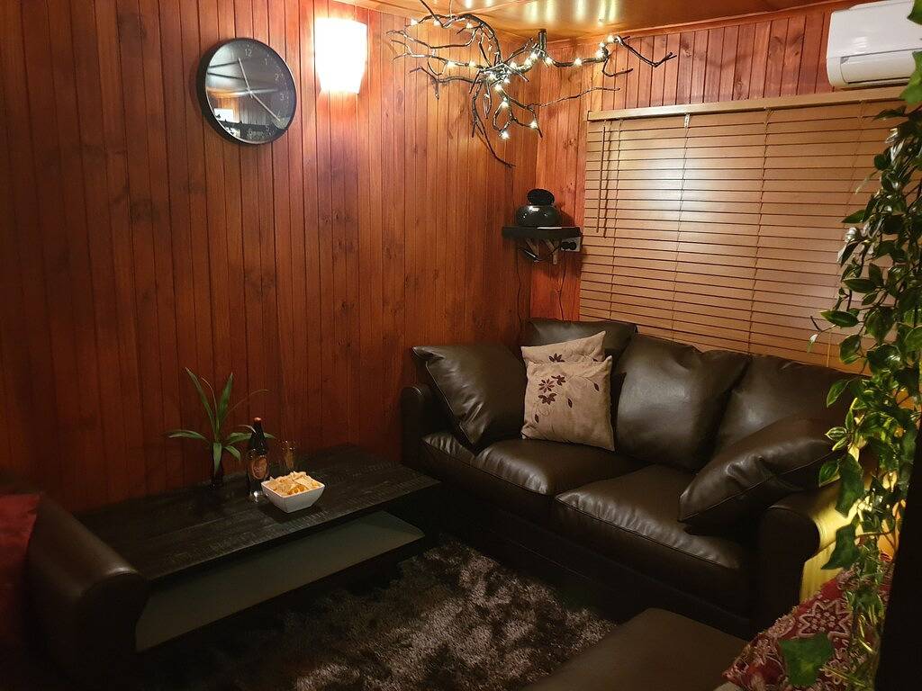 Perfektes gemütliches Retreat Cottage Russki Country Sauna & Spa Hütte in Mount Eliza, Mornington Peninsula