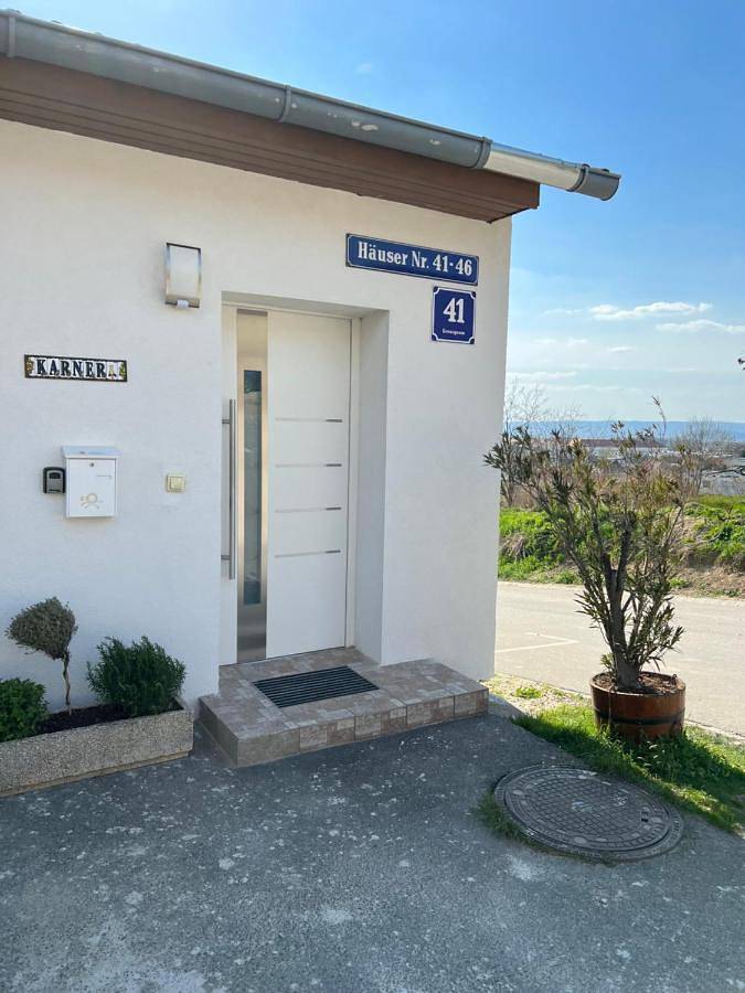 Four-Bedroom House in Weiden am See, Neusiedlersee-Hügelland