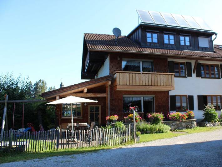 Ferienwohnung für 2 Personen, mit Balkon und Balkon/Terrasse sowie Terrasse und Garten in Pfronten - 2