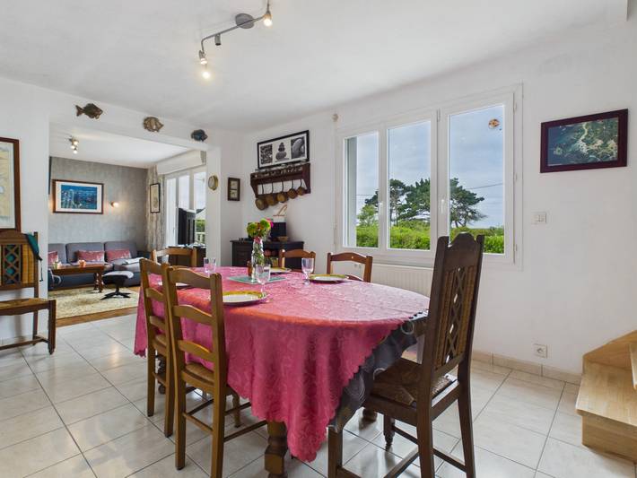 Plage à 50m , maison 4 pers avec jardin & BBQ in Lilia, Plouguerneau