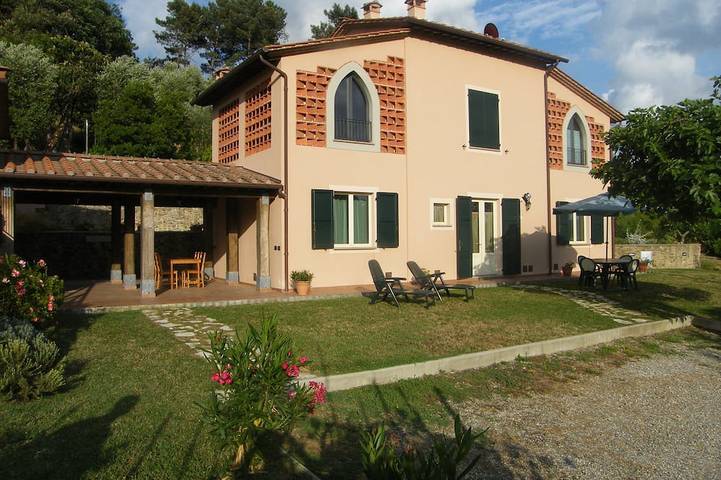 Ferienwohnung für 7 Personen, mit Garten, mit Haustier