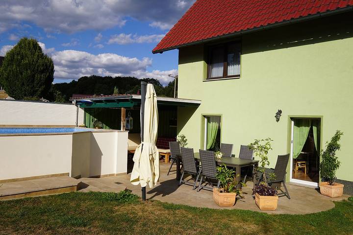 Ferienwohnung für 2 Personen, mit Balkon/Terrasse und Garten in Schmalkalden