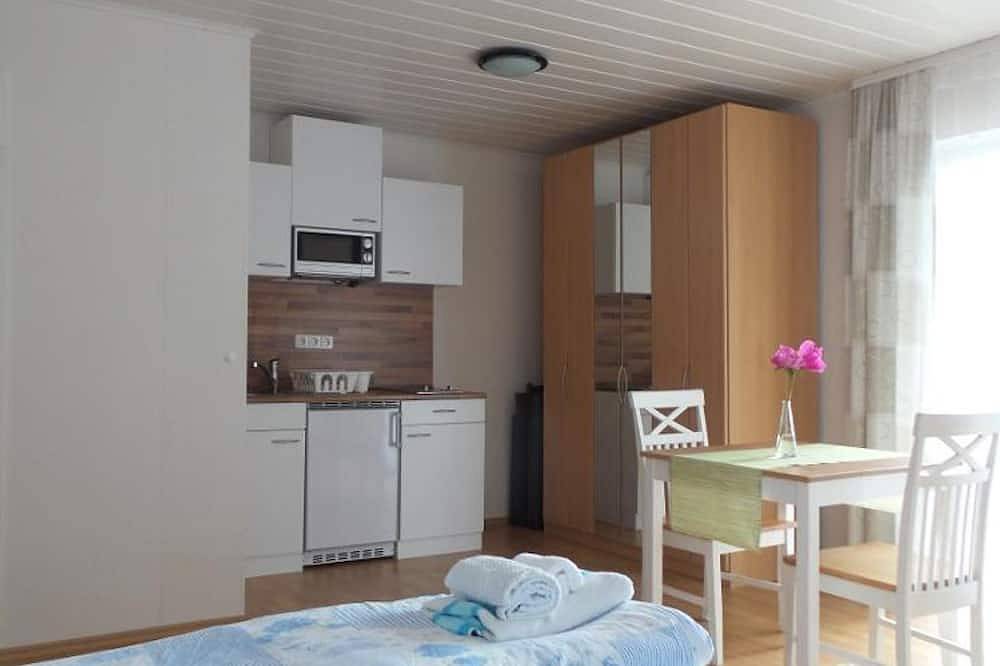 Apartment/apartment, shower, Wc, balcony - Gästehaus Reither in Schweigen-Rechtenbach, Südliche Weinstraße