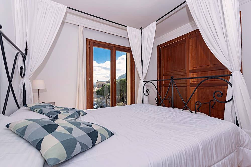 Villa Paradise modern with private pool in Valldemossa, West Majorca