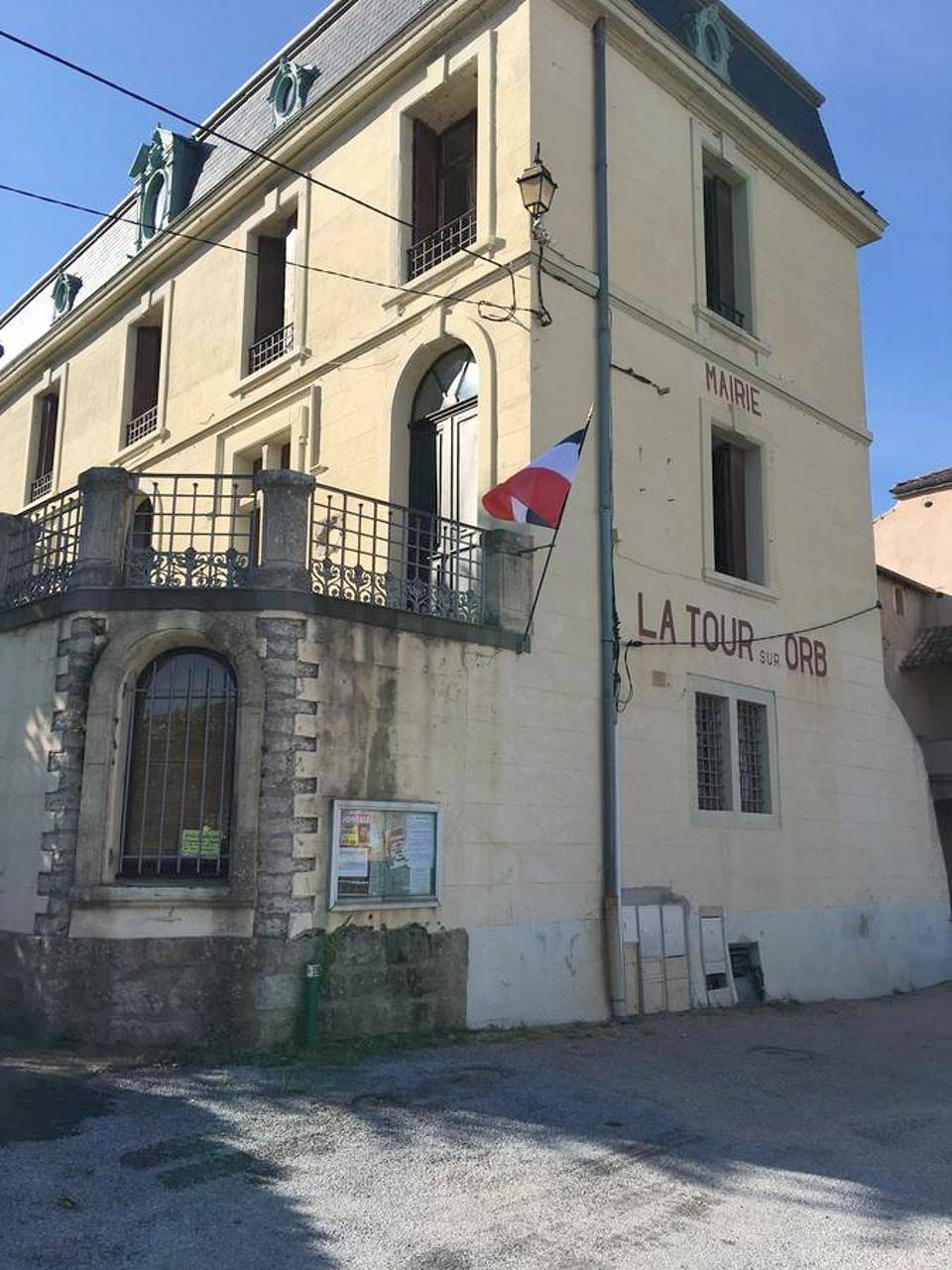 Double or Twin Room with Private Bathroom in La Tour-sur-Orb, Région de Béziers