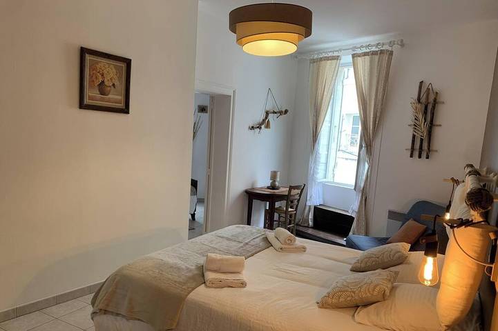 Location de vacances pour 5 personnes, avec jardin à Aubeterre-sur-Dronne - 3