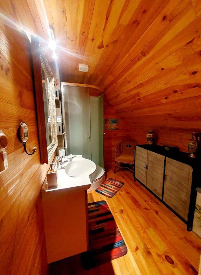 Gîte pour 2 personnes, avec piscine et jardin à Ozolles - 3