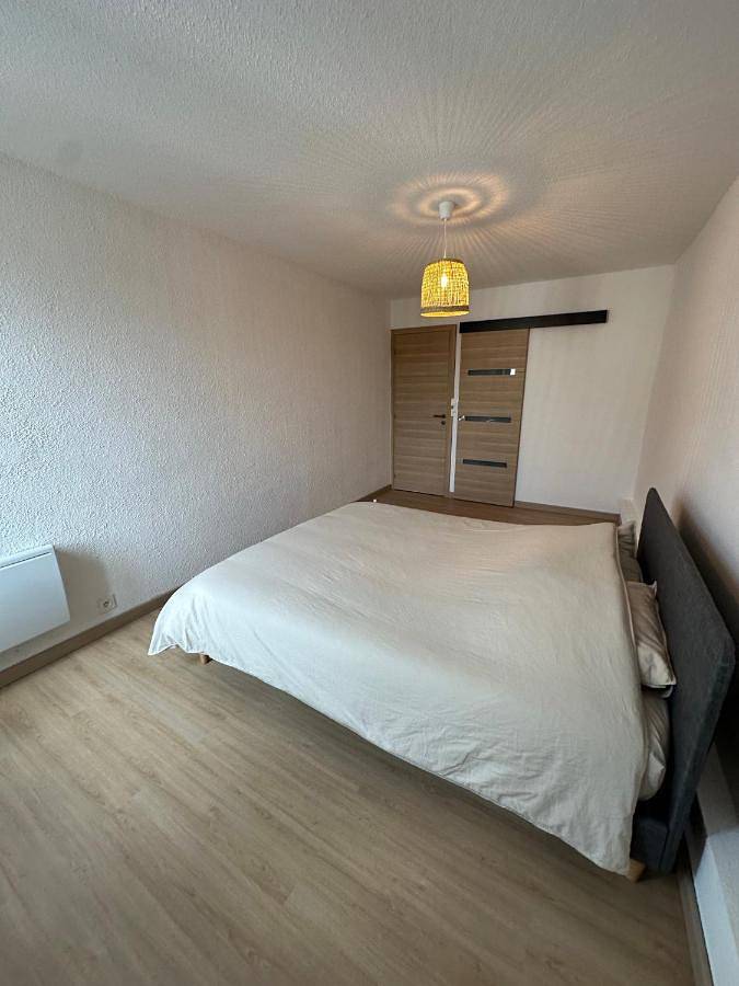 Appartement entier, Appartement T3 centre Saint donat in Saint-Donat-sur-l'Herbasse, Région de Valence