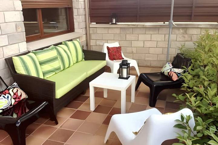 Casa de vacaciones para 10 personas, con terraza, Se admiten mascotas - 1