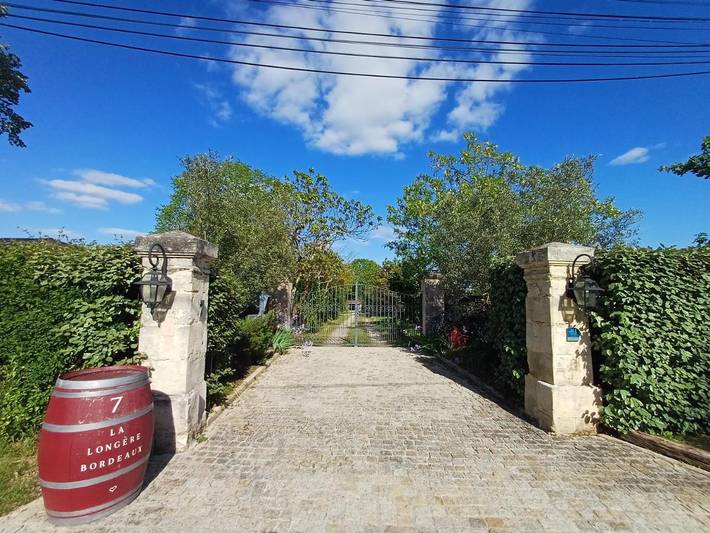 Location de vacances pour 6 personnes, avec jardin et piscine à Cénac - 2