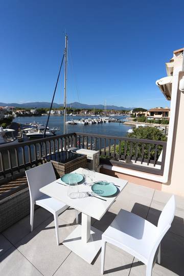 Gîte pour 2 personnes, avec terrasse à Saint-Cyprien