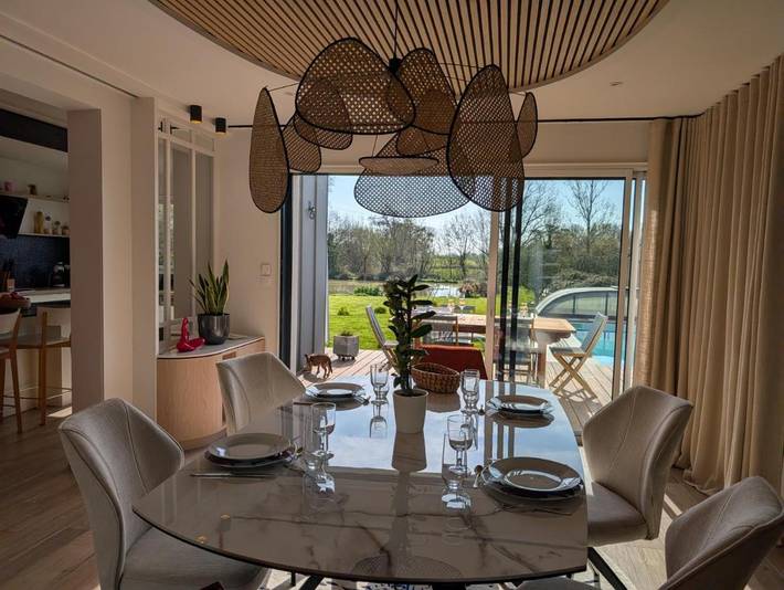 Chalet para 8 personas, con vistas al lago y piscina además de vistas y jardín - 1