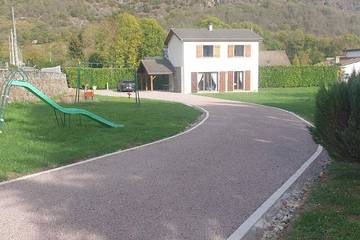 Gîte pour 6 personnes, avec jardin à Cierp-Gaud