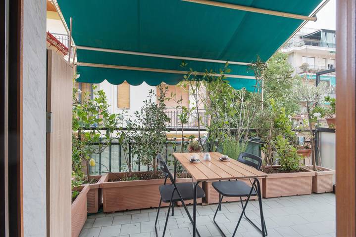 Appartamento intero, Appartamento 'Terrazzo Del Gelsomino' con terrazza privata in Rapallo (Città), Rapallo