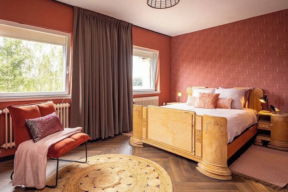 Ganze Wohnung, Find the boundary! Discovery in the Netherlands and Germany in Schloss Dankern, Haren (Ems)