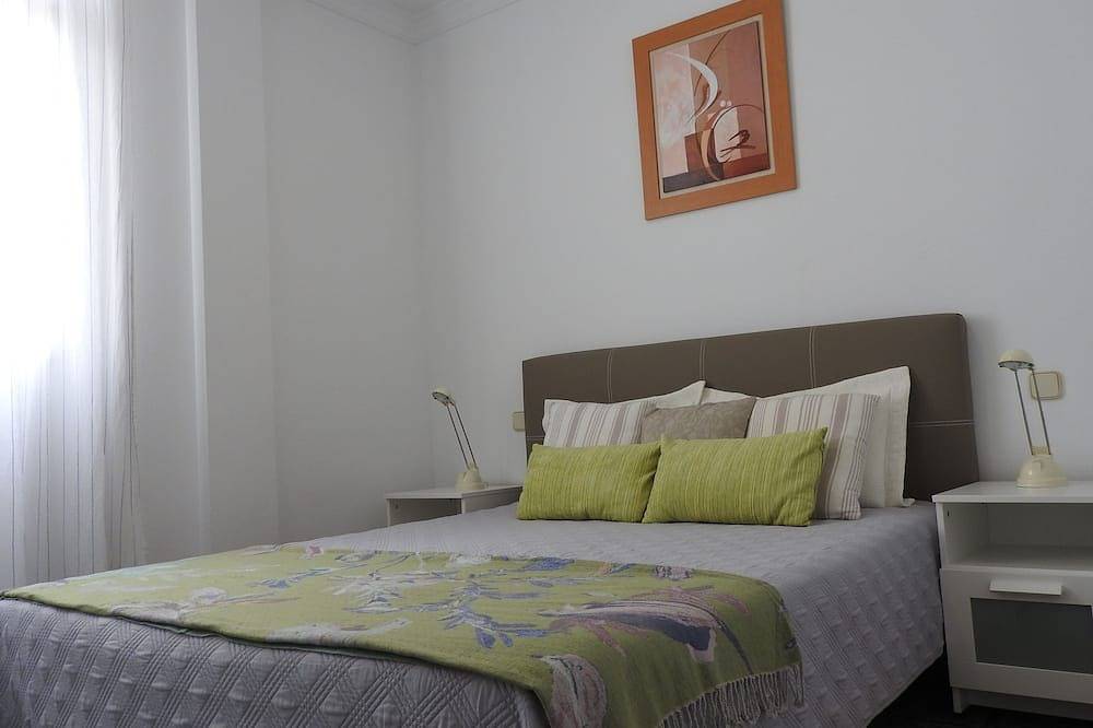 Apartamento entero, Apartamento acogedor y luminoso situado a pocos metros de la playa Las Canteras in Las Palmas de Gran Canaria Centre, Las Palmas de Gran Canaria