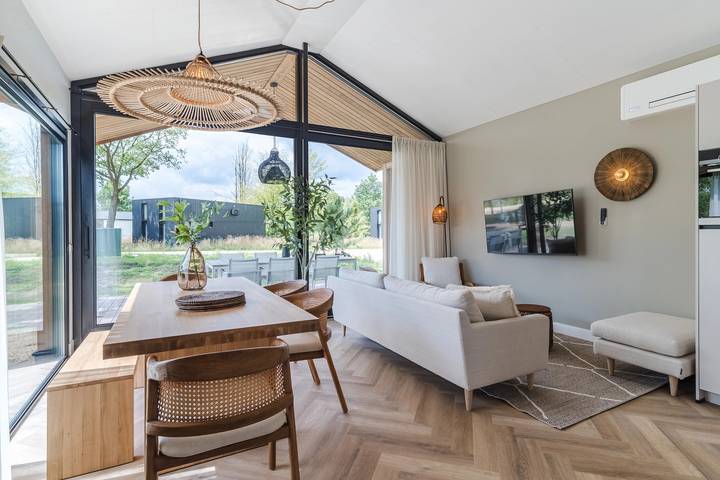 Bungalow voor 6 personen, met terras en balkon/terras in Oisterwijk