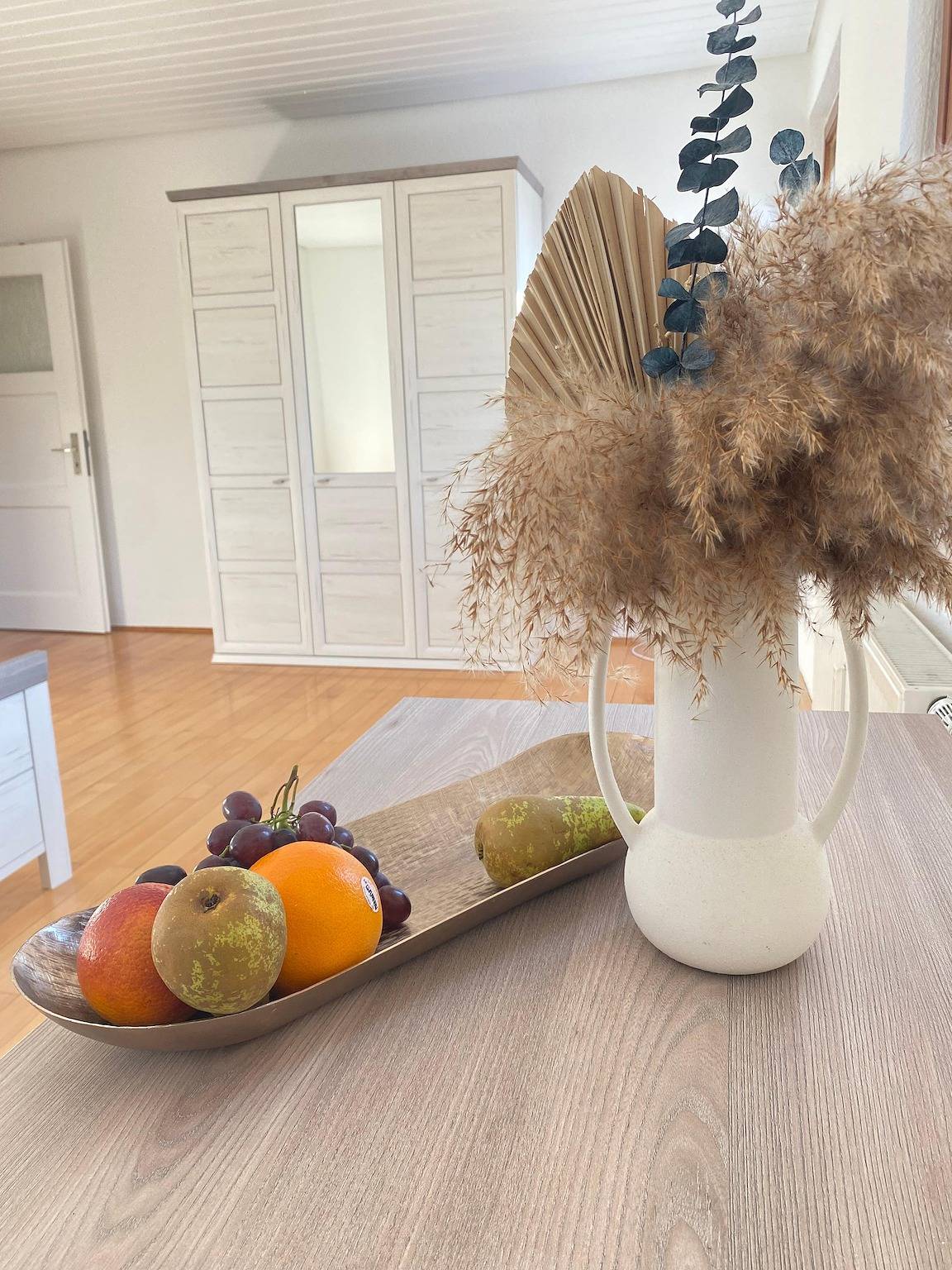 Ganze Ferienwohnung, See:Raum - Ferienwohnung, 4 Schlafzimmer, Wohn-Essküche, max. 8 Personen in Friedrichshafen, Region Bodensee-Oberschwaben