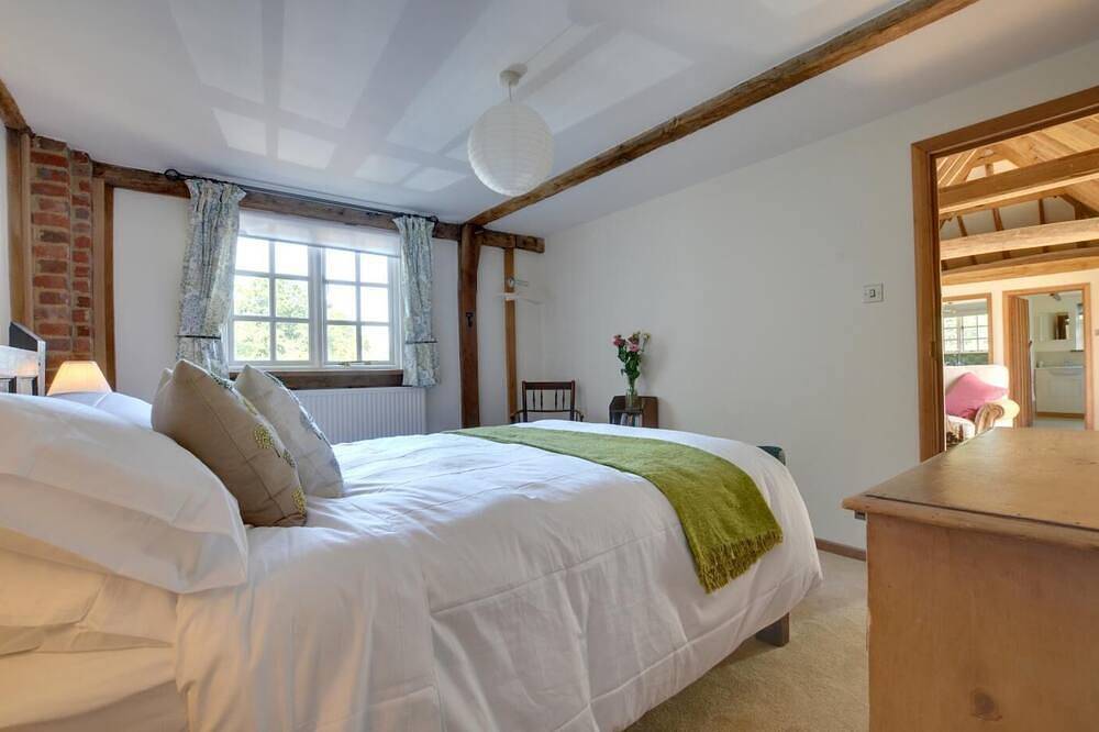 1 Bed in Tenterden (oc-tn621) in Tenterden, Ashford region