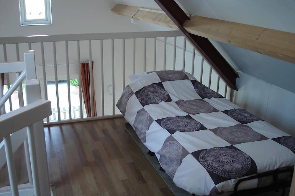 Ganze Wohnung, Lovely apartment with a view over the meadows - Alphen aan den Rijn in Alphen am Rhein, Groene Hart