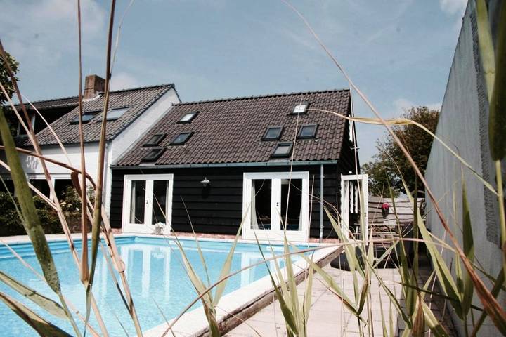 B&B für 2 Personen, mit Terrasse und Garten sowie Pool in Ellemeet