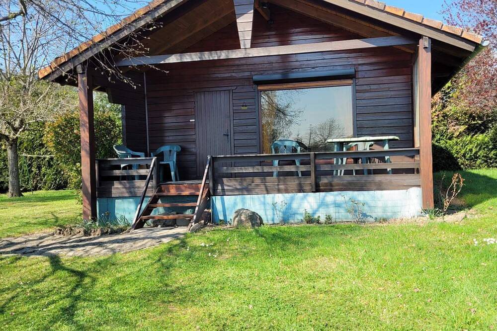 Petit chalet dans le Sancy in Saint-Diéry, Parc naturel régional des Volcans d'Auvergne