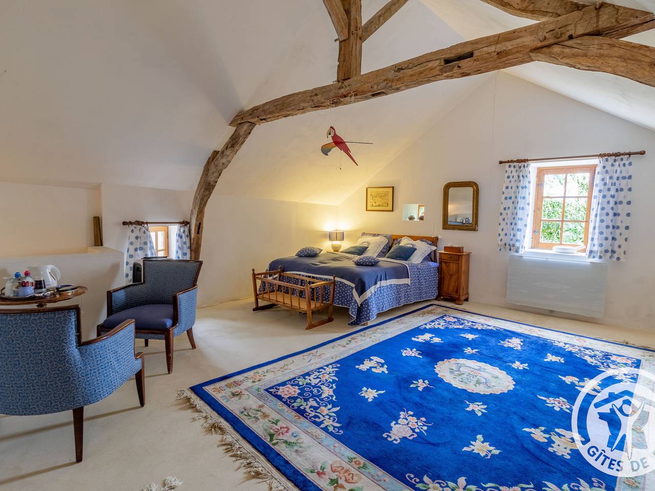 Charmante chambre au prieuré avec jardin magnifique et petit-déjeuner inclus in Saint-Georges-sur-Layon, Loire-Tal