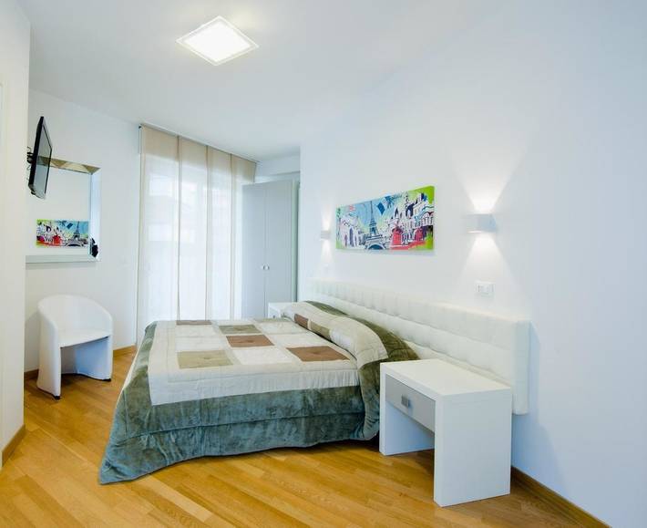 Alojamiento y desayuno para 3 personas, con terraza además de sauna y jardín - 1