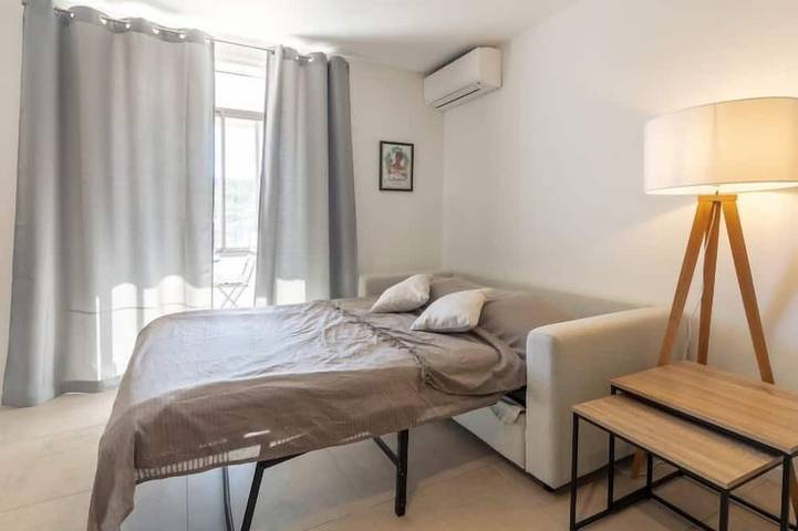 Gîte pour 4 personnes, avec balcon dans Office De Tourisme De La Croix Valmer - 3