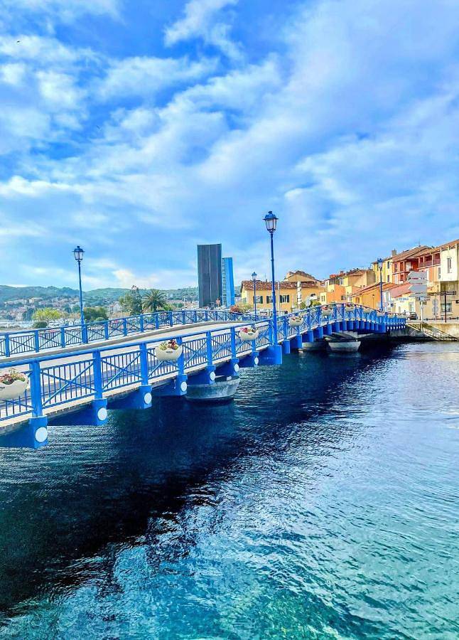Ganze Wohnung, Les Bruyères in Martigues, Mittelmeerküste (Frankreich)